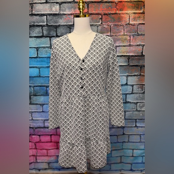 NWT Loft Gray and Cream Dress - Picture 1 of 6
